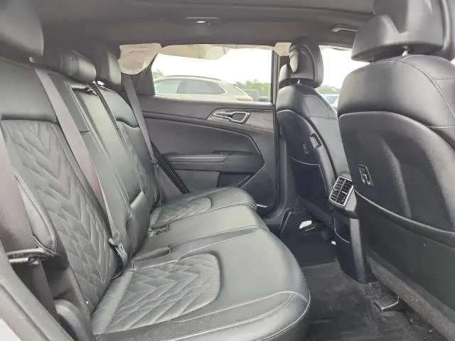 2023 KIA SPORTAGE X LINE  