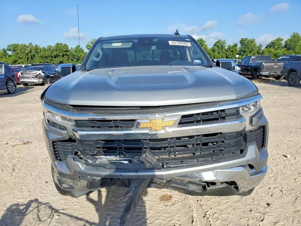 2024 CHEVROLET SILVERADO C1500 LT  
