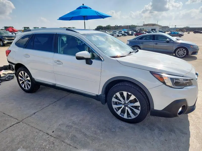 2018 SUBARU OUTBACK TOURING  