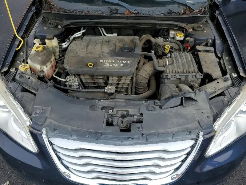 2012 CHRYSLER 200 LX  