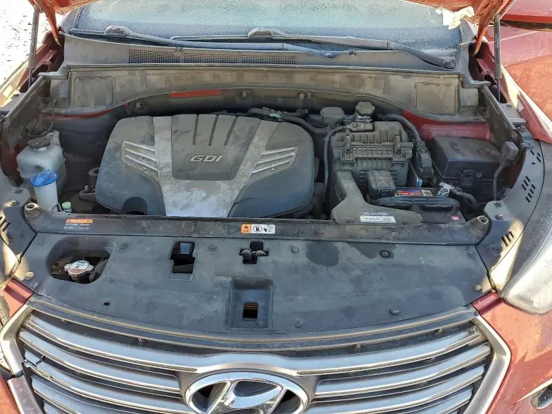 2017 HYUNDAI SANTA FE SE  