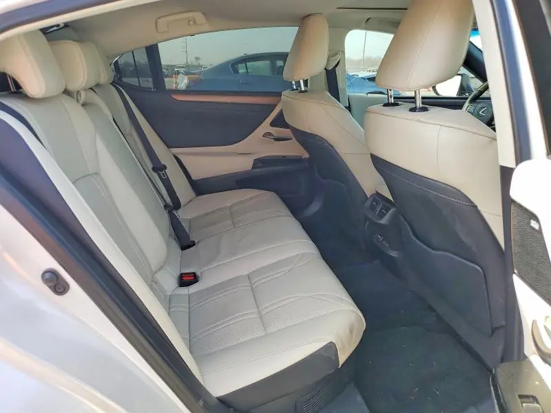 2024 LEXUS ES 300H BASE  