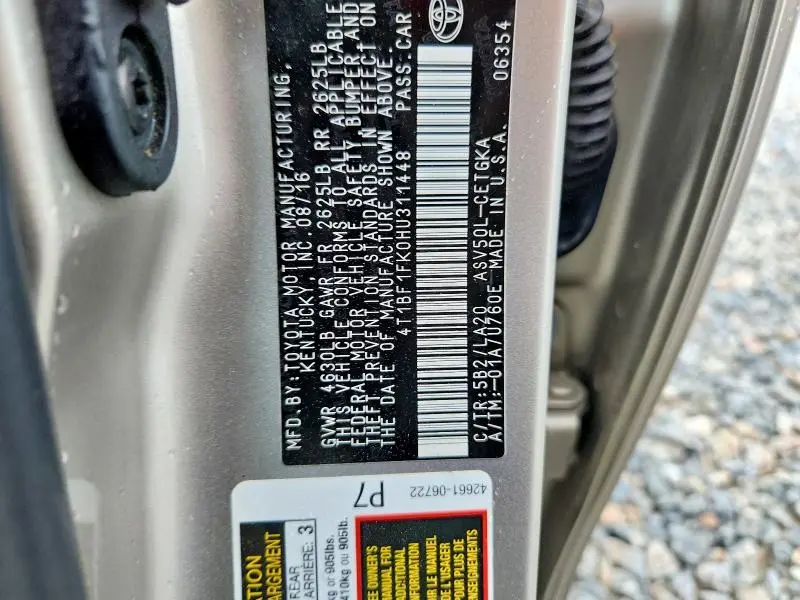 2017 TOYOTA CAMRY XLE  