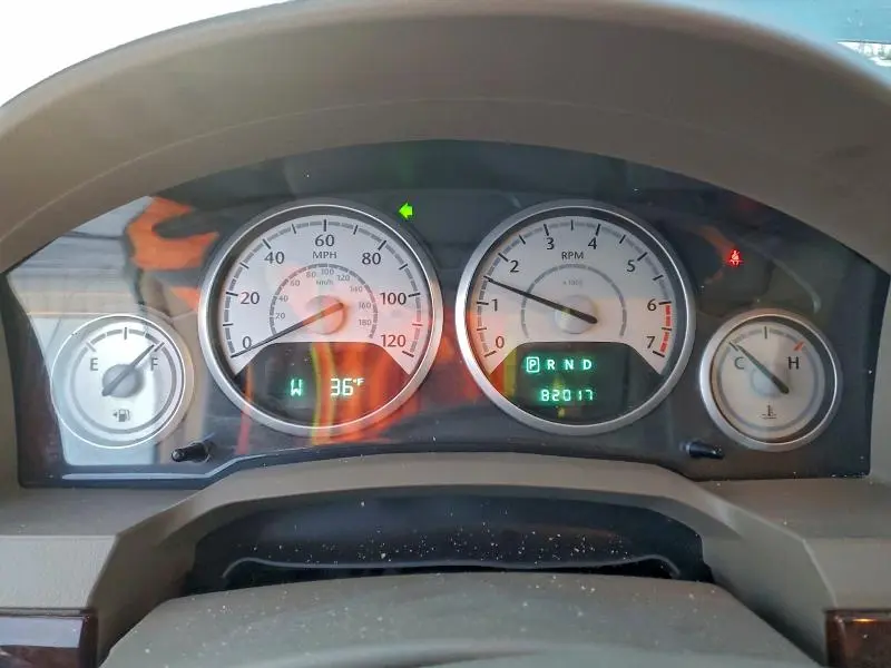 2010 CHRYSLER TOWN & COUNTRY LX  