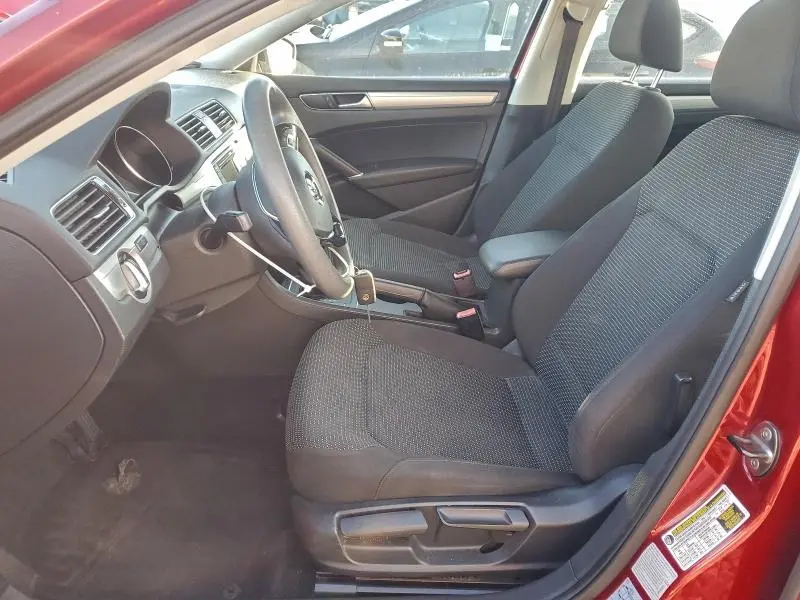 2016 VOLKSWAGEN PASSAT S  