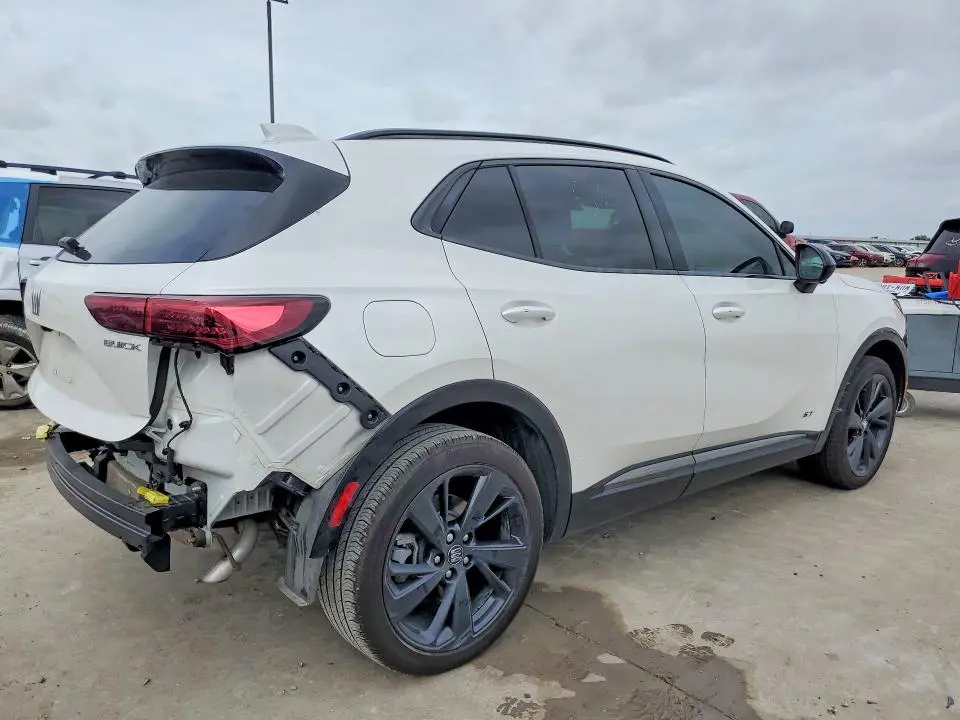 2024 BUICK ENVISION ESSENCE  