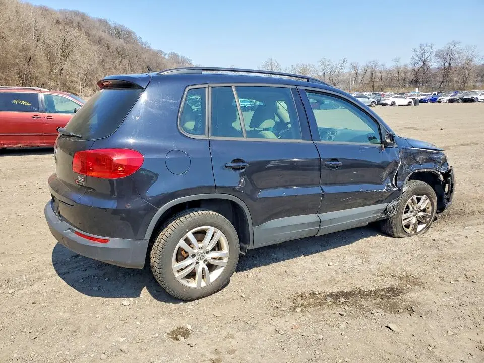 2016 VOLKSWAGEN TIGUAN   