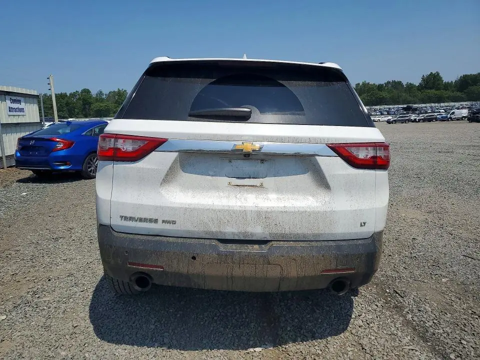 2020 CHEVROLET TRAVERSE LT  