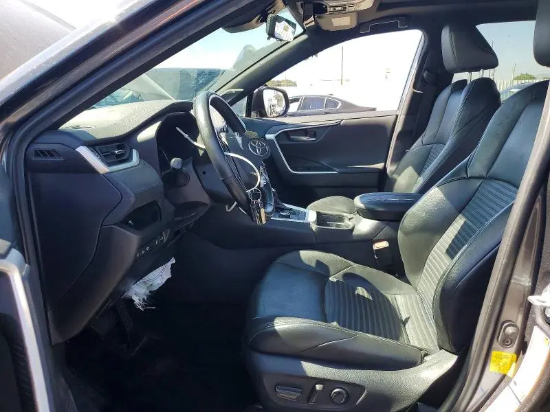 2021 TOYOTA RAV4 XSE  