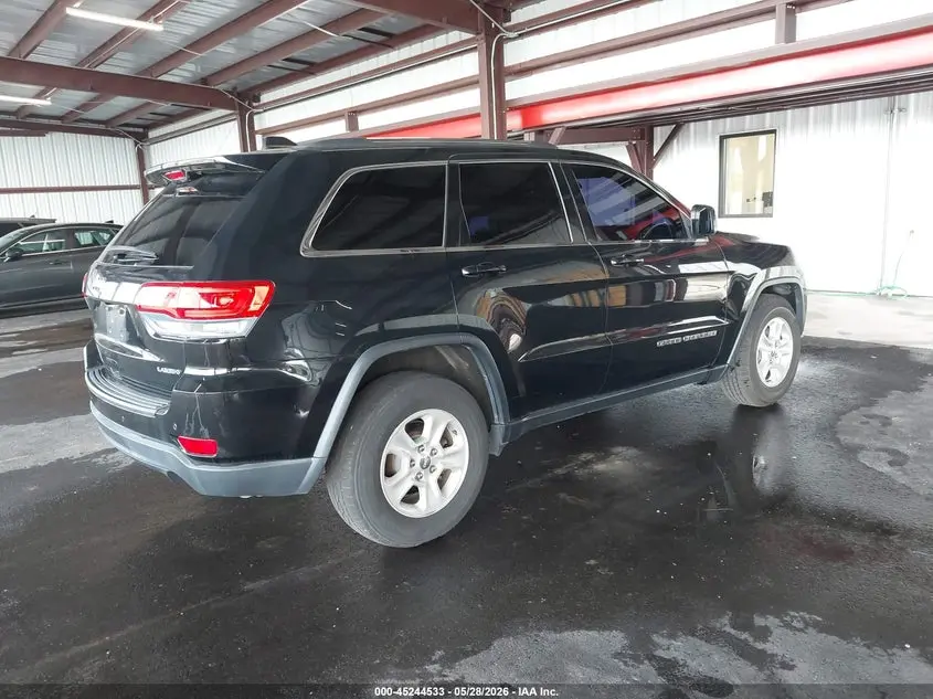 2017 JEEP GRAND CHEROKEE LAREDO 4X2