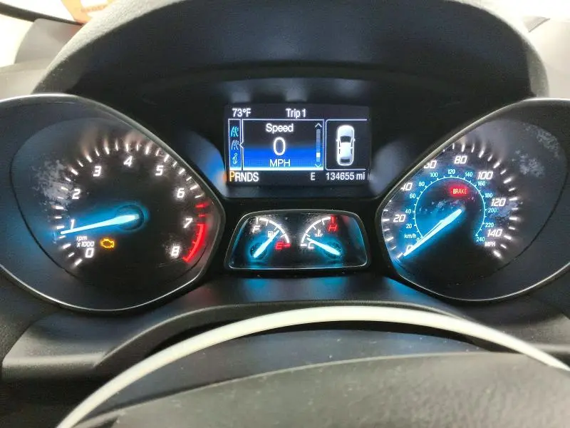 2016 FORD ESCAPE SE  