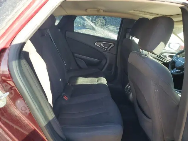 2016 CHRYSLER 200 LIMITED  