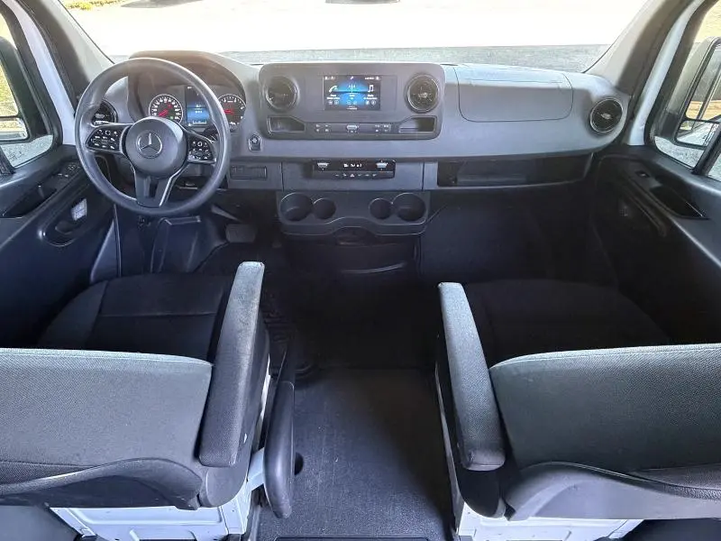 2023 MERCEDES-BENZ SPRINTER 2500  