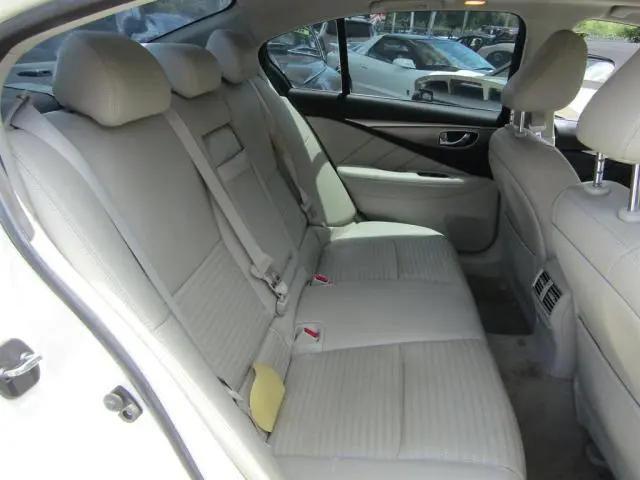 2017 INFINITI Q50 PREMIUM  