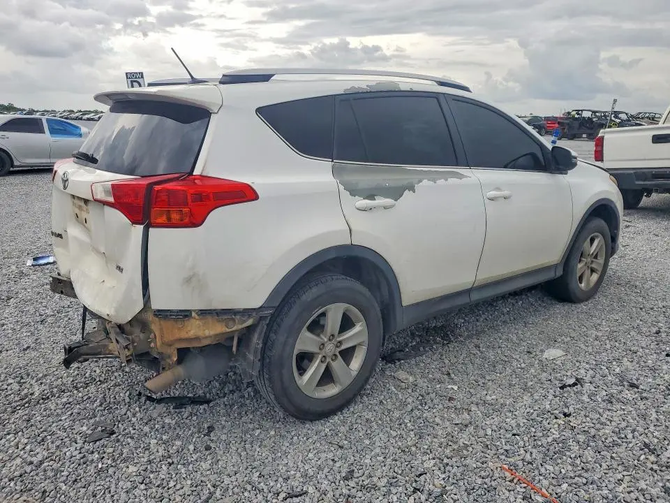 2014 TOYOTA RAV4 XLE  