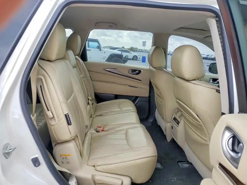 2019 INFINITI QX60 LUXE  