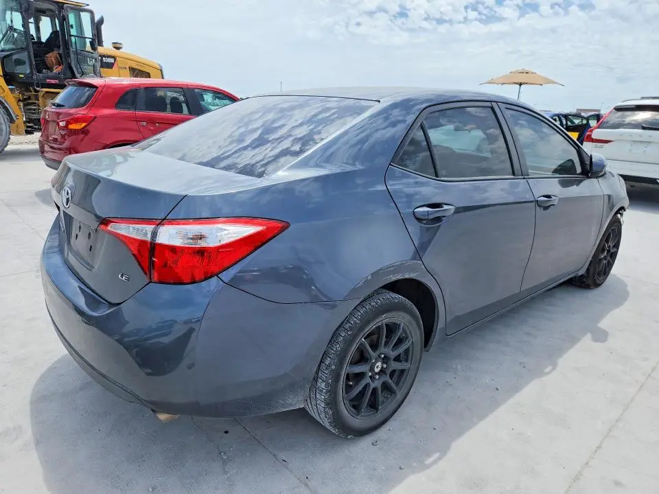 2015 TOYOTA COROLLA   