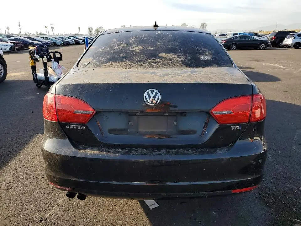 2013 VOLKSWAGEN JETTA TDI  