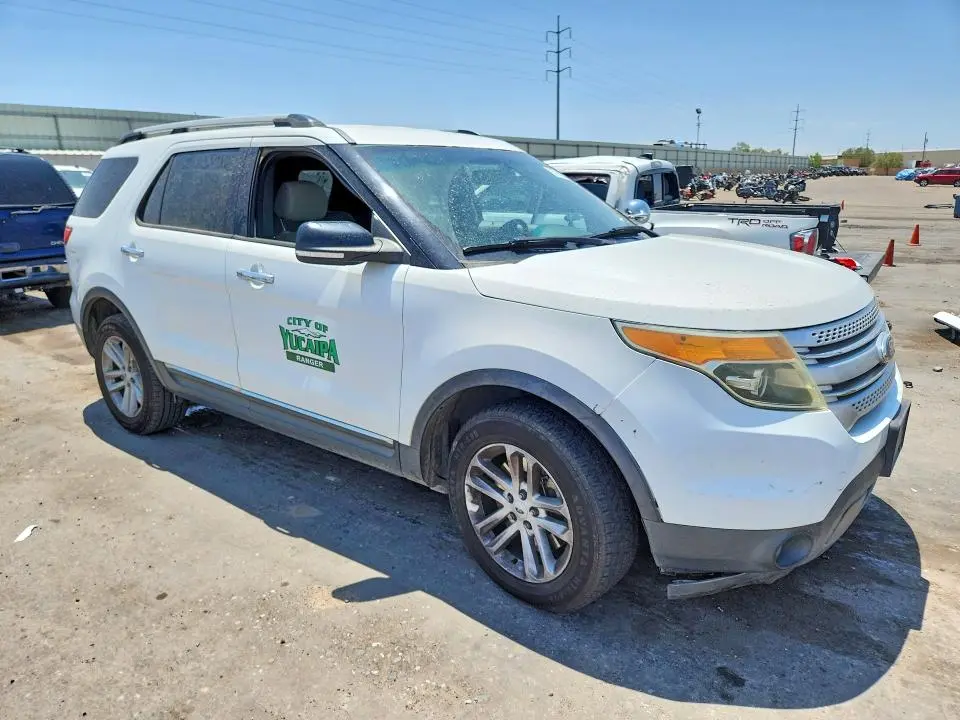 2015 FORD EXPLORER XLT  