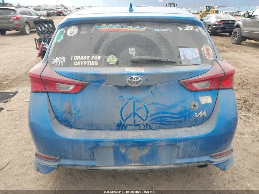 2017 TOYOTA COROLLA IM  