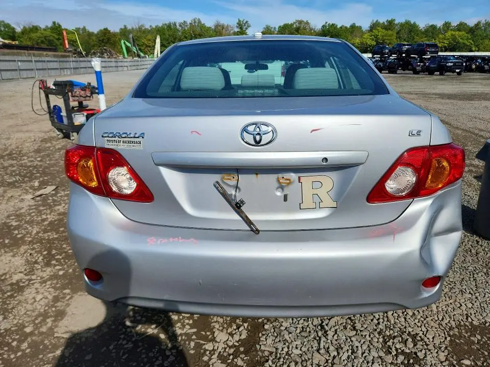 2010 TOYOTA COROLLA LE  