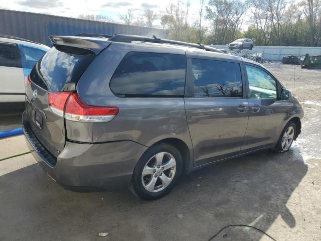 2012 TOYOTA SIENNA LE