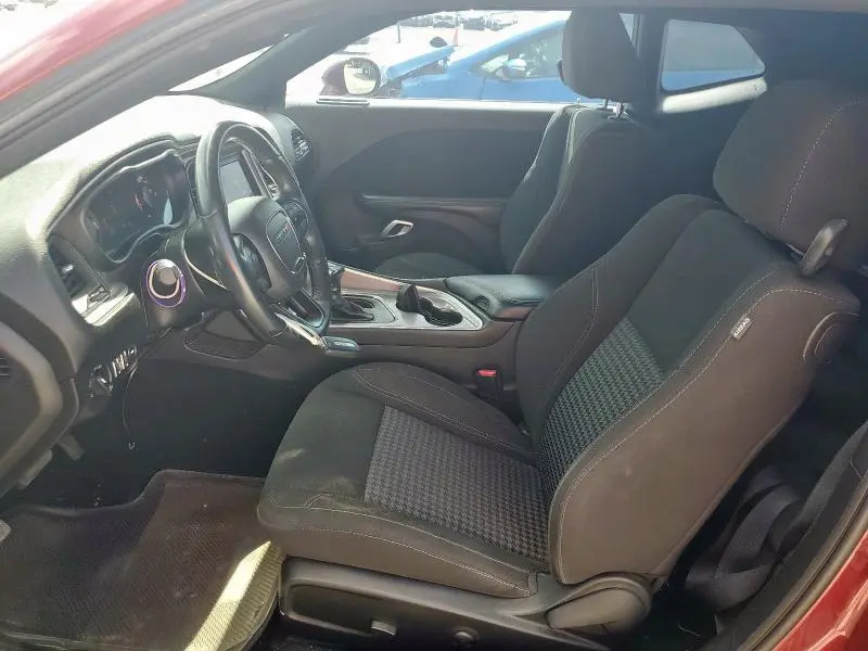 2022 DODGE CHALLENGER SXT  