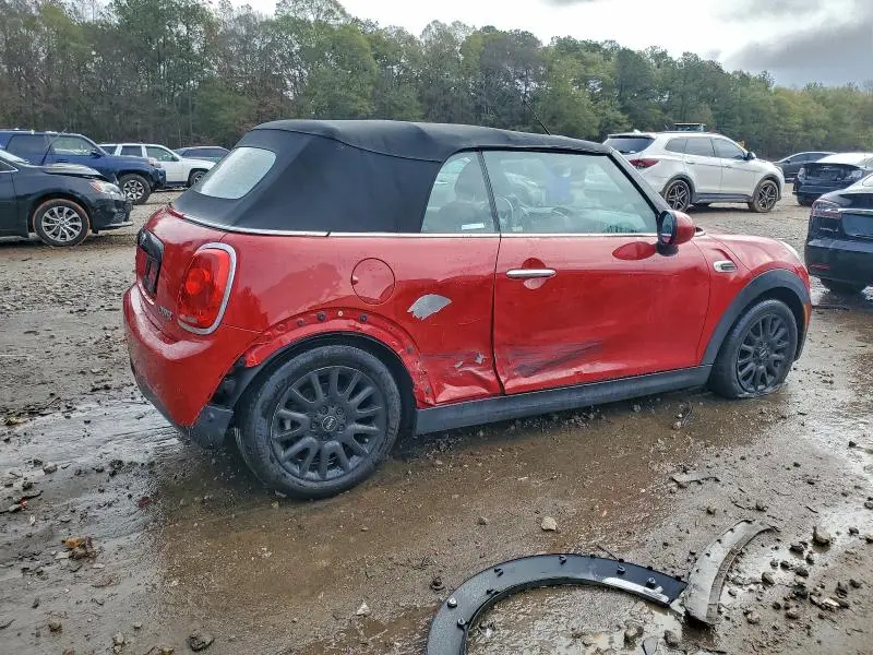 2018 MINI COOPER   
