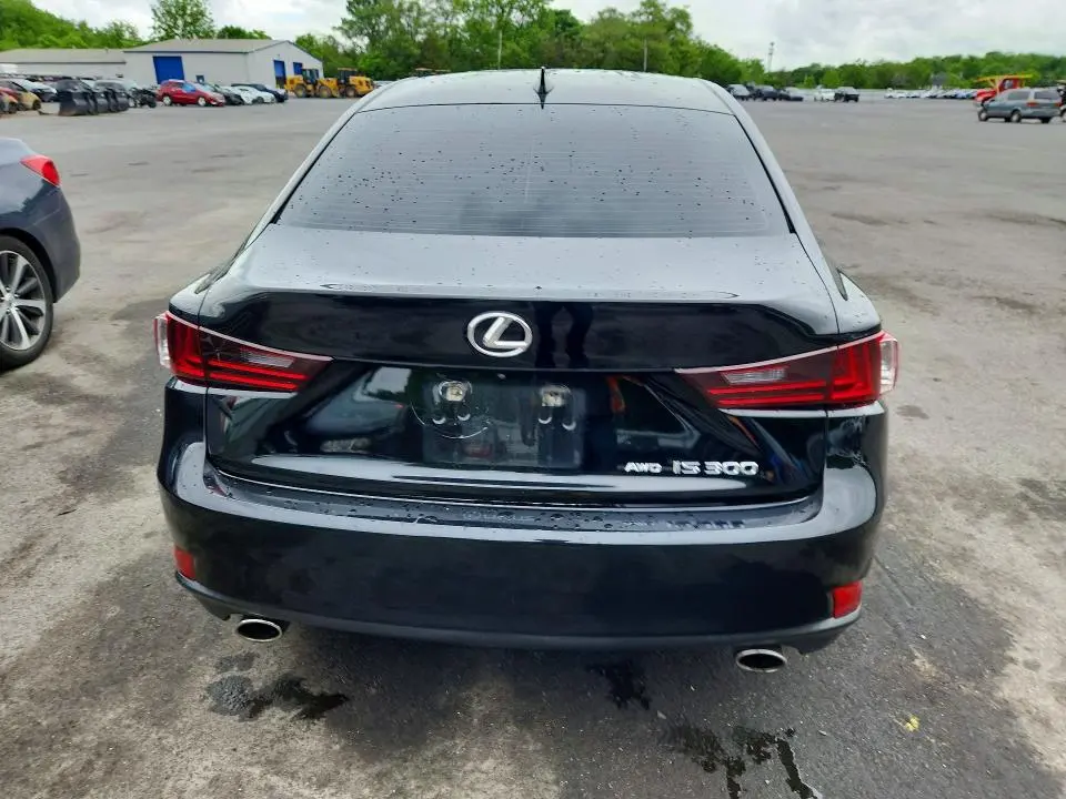 2016 LEXUS IS 300  