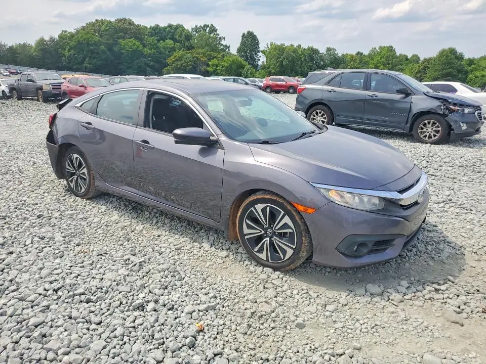 2017 HONDA CIVIC EX  