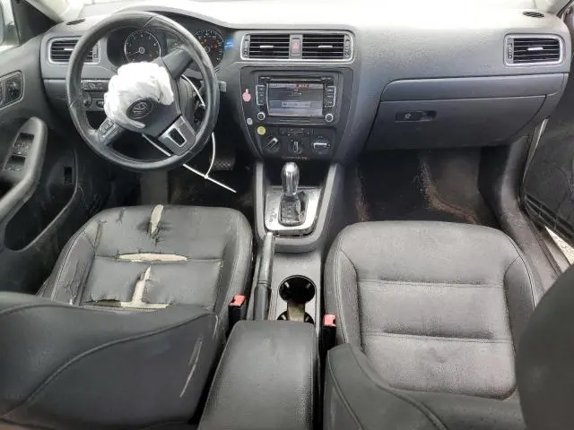 2012 VOLKSWAGEN JETTA SE  