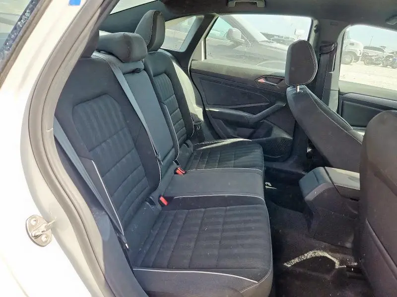 2024 VOLKSWAGEN JETTA SPORT  