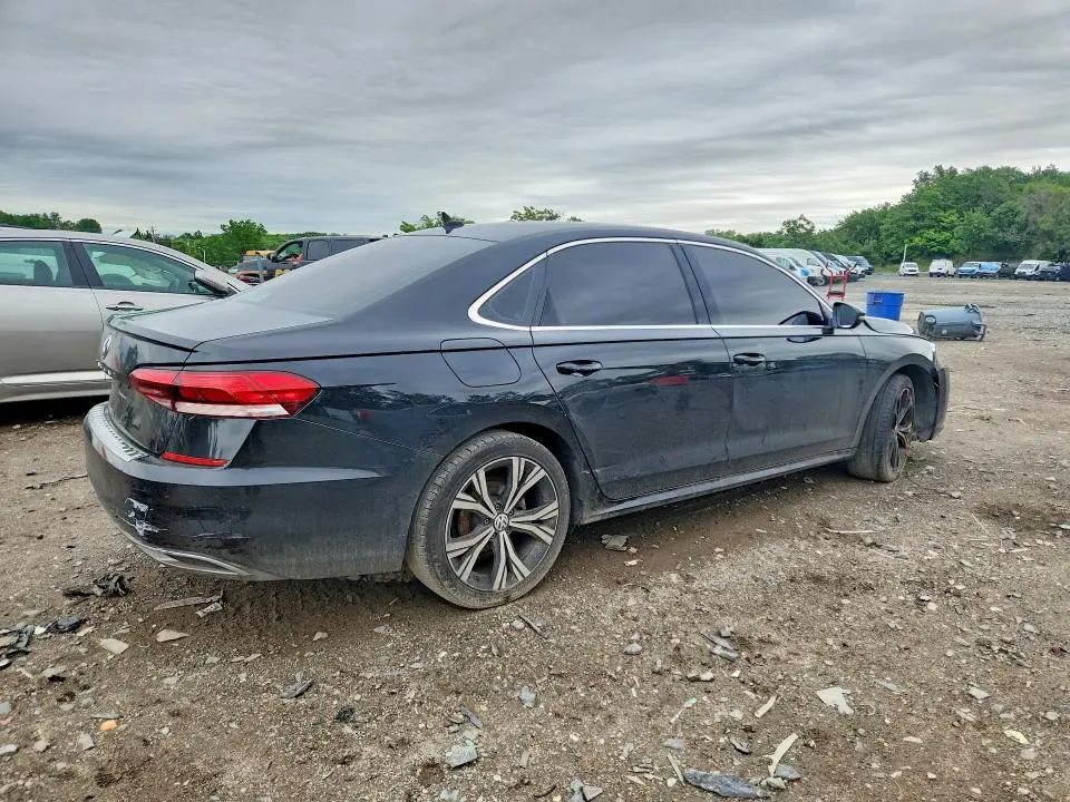 2021 VOLKSWAGEN PASSAT SE  