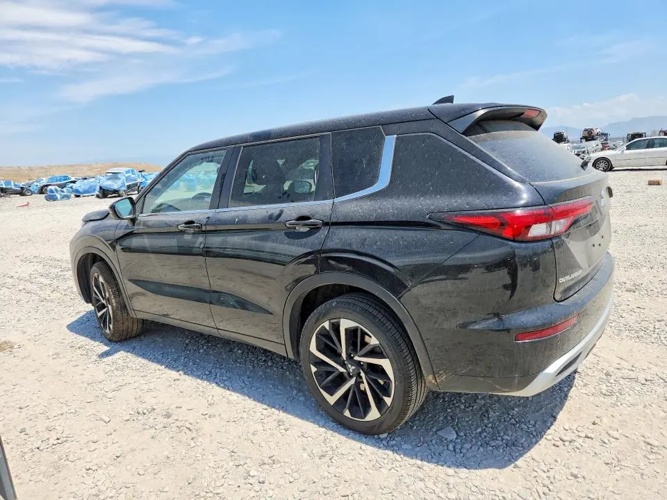 2024 MITSUBISHI OUTLANDER SE  