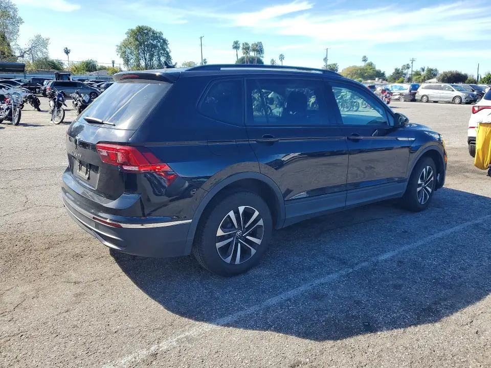 2022 VOLKSWAGEN TIGUAN S  