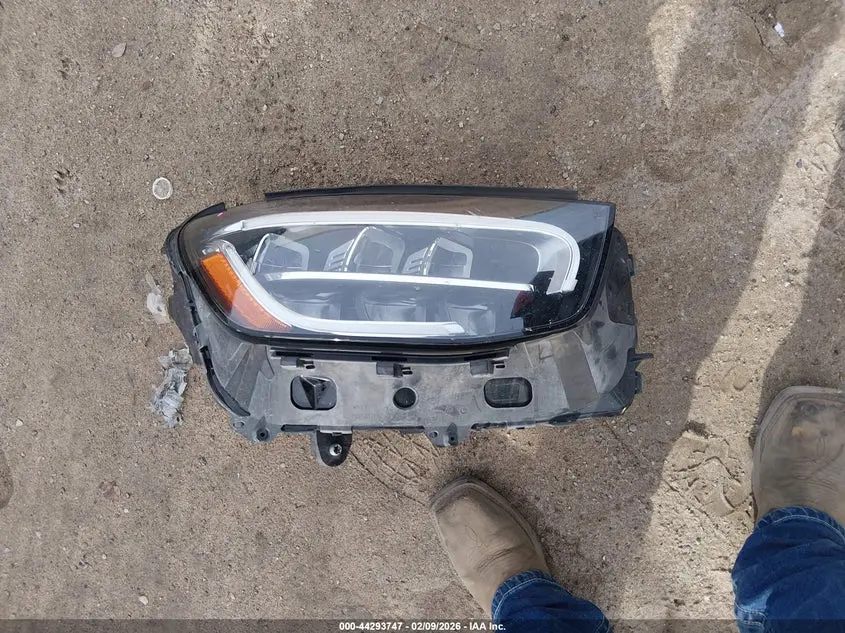 2020 MERCEDES-BENZ GLC 300  