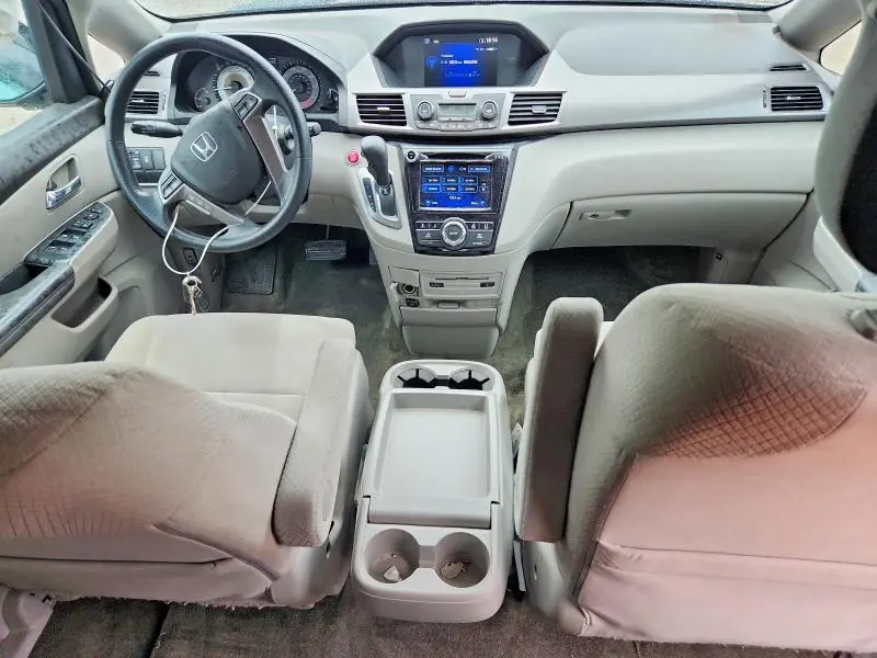 2016 HONDA ODYSSEY SE  
