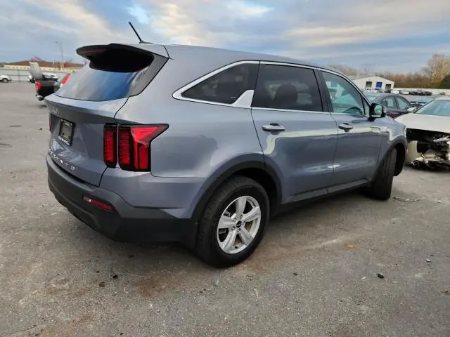 2022 KIA SORENTO LX  