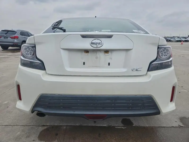 2016 TOYOTA SCION TC   