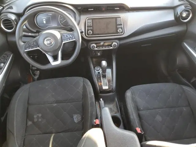 2020 NISSAN KICKS SV  
