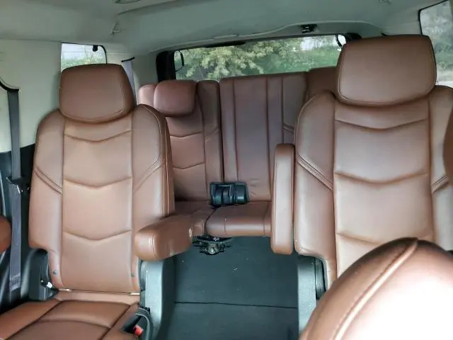 2016 CADILLAC ESCALADE LUXURY  