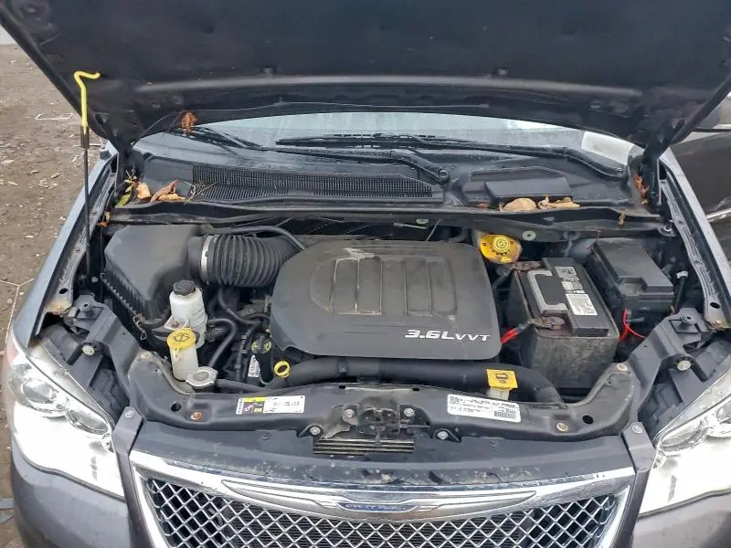 2016 CHRYSLER TOWN & COUNTRY LIMITED PLATINUM  