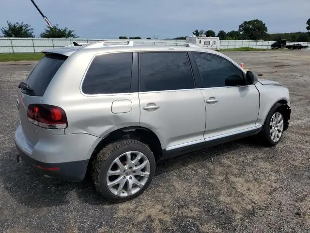 2010 VOLKSWAGEN TOUAREG TDI  