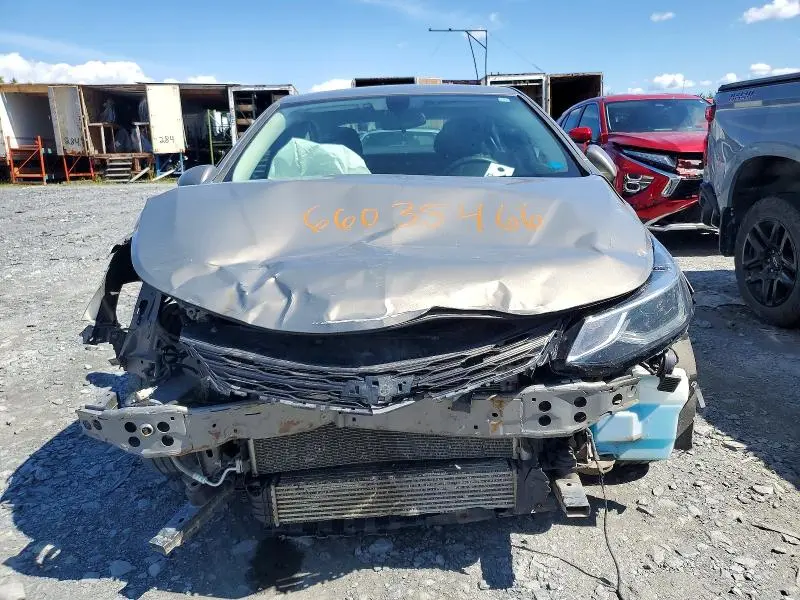 2017 CHEVROLET CRUZE LT  