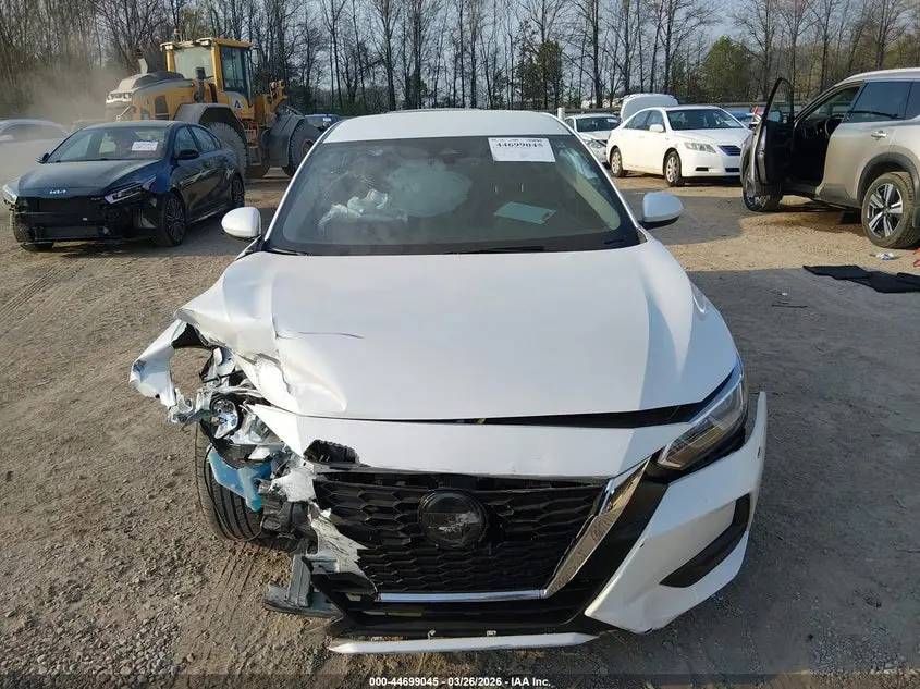 2022 NISSAN SENTRA SV XTRONIC CVT
