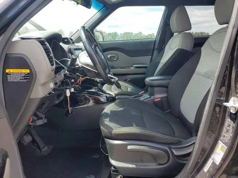2015 KIA SOUL +  