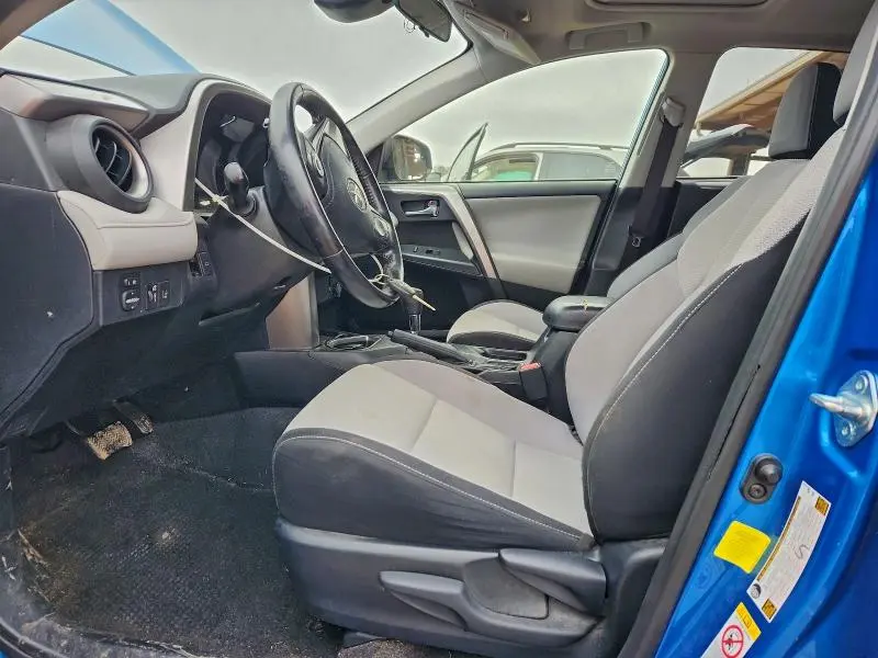 2017 TOYOTA RAV4 XLE  