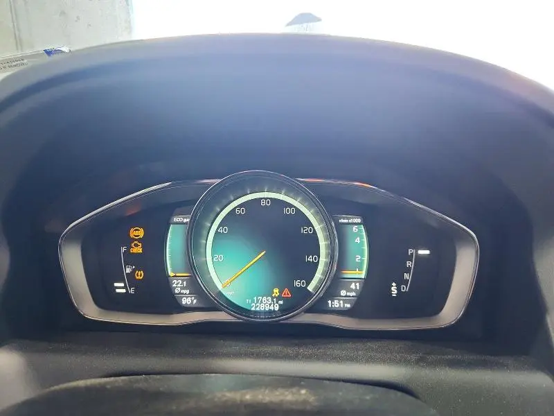 2017 VOLVO XC60 T5 INSCRIPTION  