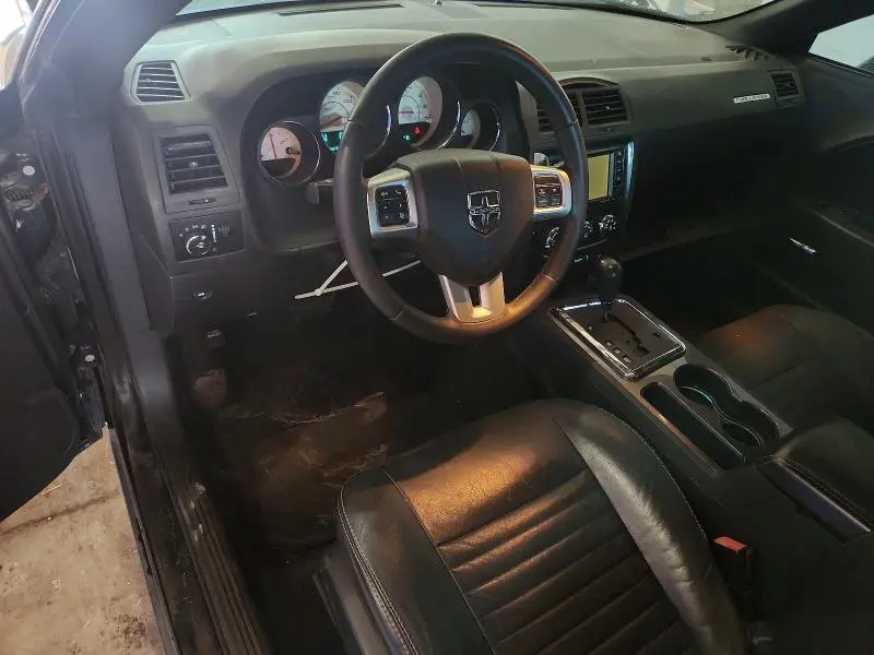2013 DODGE CHALLENGER SXT  