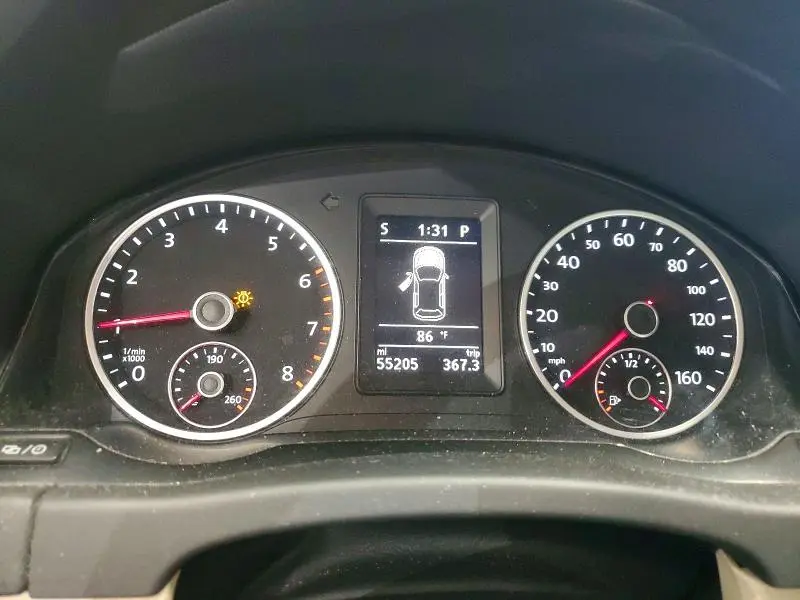 2013 VOLKSWAGEN TIGUAN S  